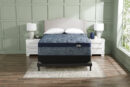 Springwall Austin Eurotop Luxury Firm Queen Mattress | Matelas luxueux ferme à Euro-plateau Austin de Springwall pour grand lit