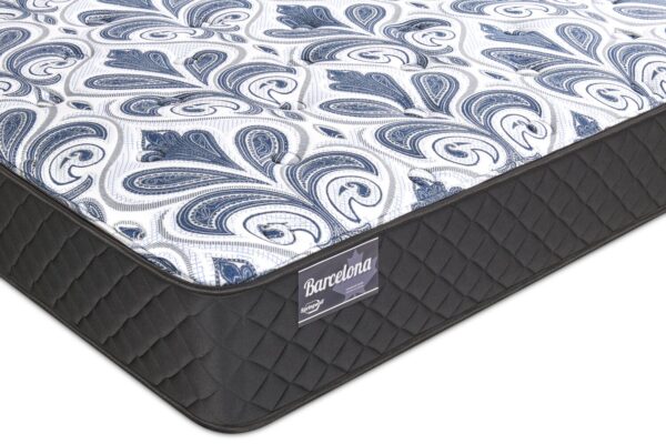 Springwall Barcelona Tight Top Luxury Firm Queen Mattress | Matelas luxueux ferme à plateau régulier Barcelona de Springwall pour grand lit