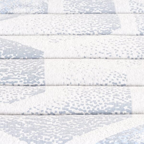 Sealy® Essential Collection Bryer Tight Top Luxury Firm Queen Mattress | Matelas luxueux ferme à plateau régulier Bryer de la collection Essential de Sealy pour grand lit - Image 4