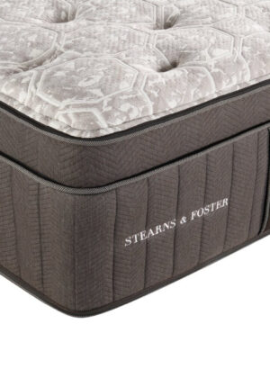 Stearns & Foster Founders Collection Derby County Eurotop Queen Mattress | Matelas à Euro-plateau Derby County collection Founders de Stearns & Foster pour grand lit | DERBYCQM